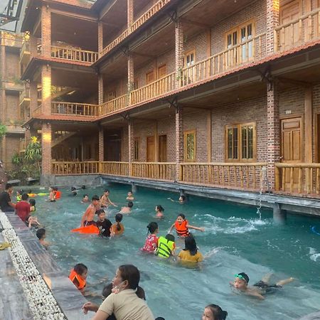 Ho Nui Dinh Hotel 宁平 外观 照片