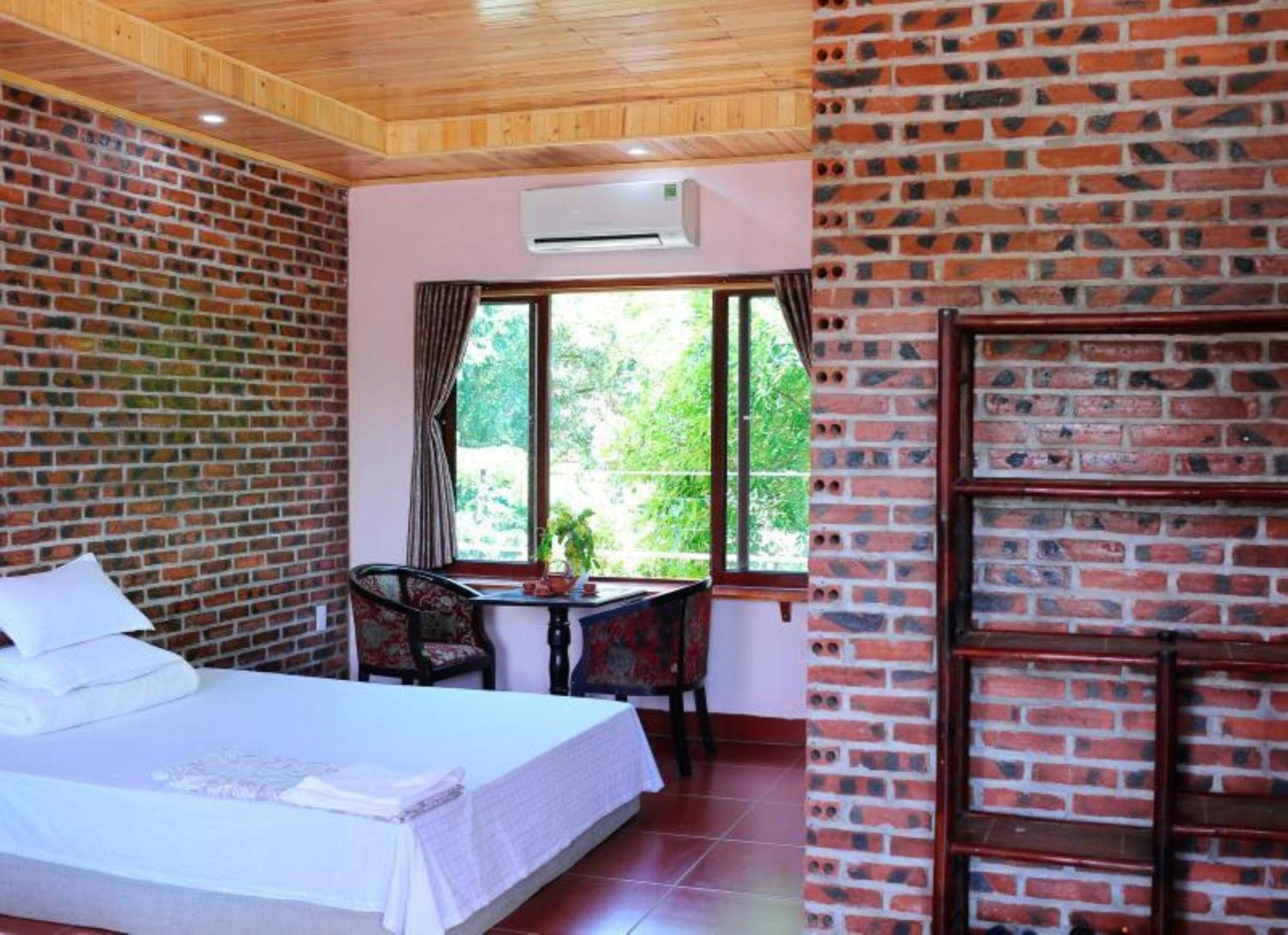 Ho Nui Dinh Hotel 宁平 外观 照片